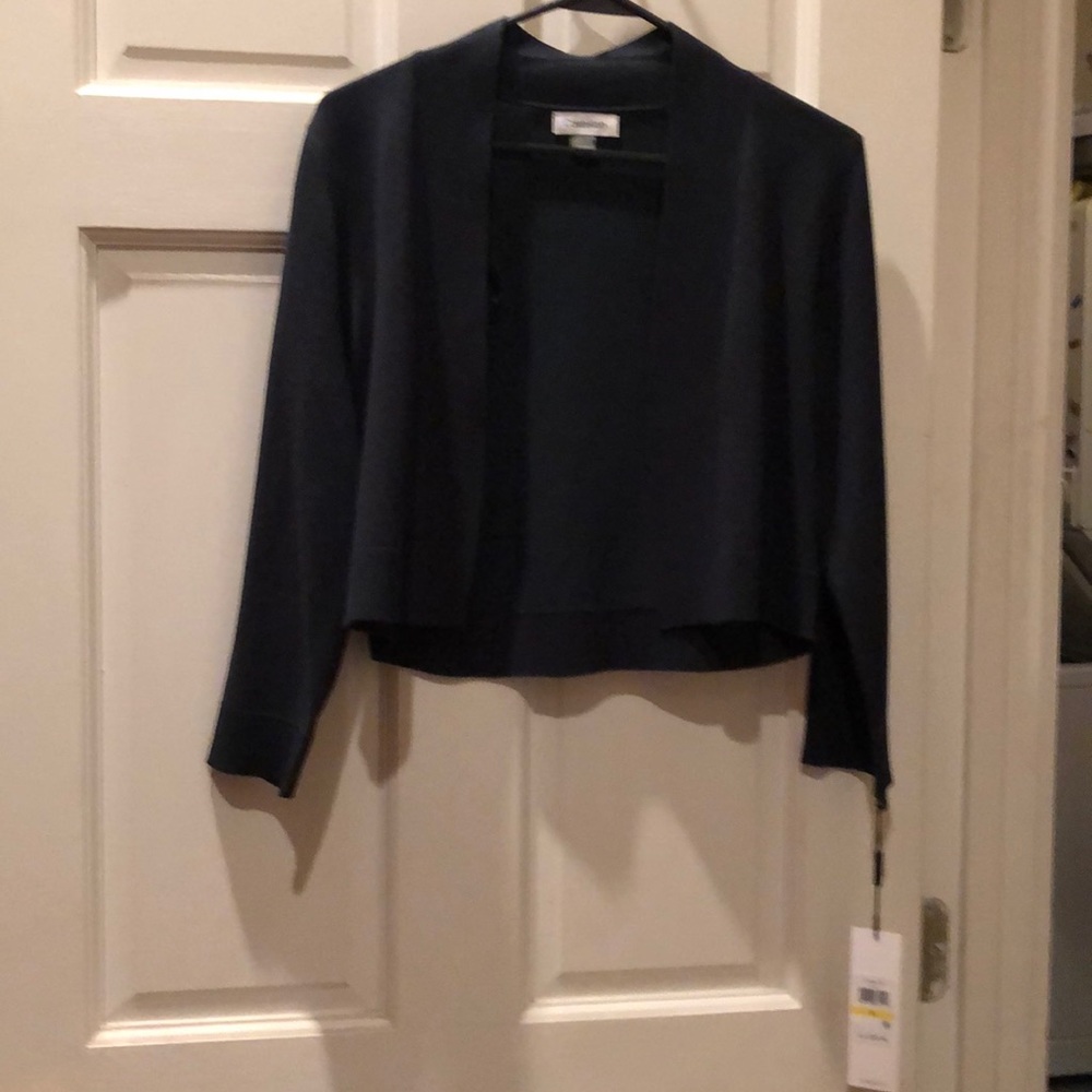 Calvin Klein cropped cardigan sz medium